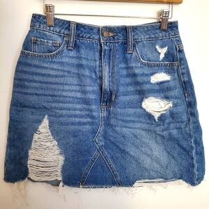 Hollister jeans shirt size 5 or 27